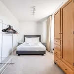 Belgravia Apartment 45